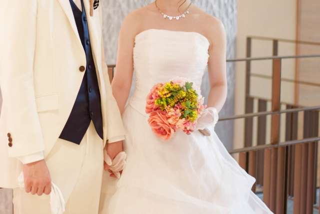 大阪社労士事務所・結婚休暇の疑問、結婚式って一体いつ？